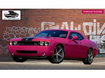 AMT693/12 - Pink 2010 Dodge Challenger SRT8