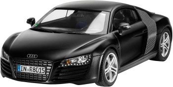 REV67057 - Model set AUDI R8 with painting to assemble