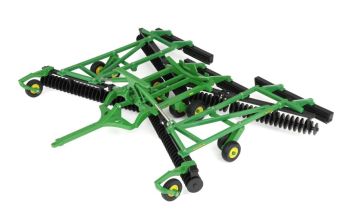 ERT85056 - JOHN DEERE 2633VT Stubble Cultivator