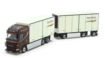 TEK86966 - DAF XG+ 6x4 rigid truck with 1+2 axle refrigerated trailer KASPER H.NIELSEN