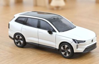 NOREV870080 - VOLVO EX90 2024 Crystal White