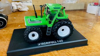 CW0157 - AGRIFULL 140 with VREDESTEIN tyres