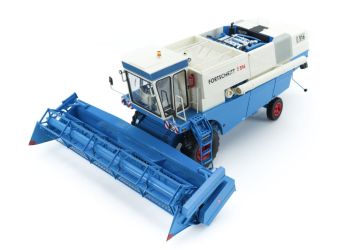 ATC90291 - FORTSCHRITT E516 combine harvester with cutting carriage - Limited to 333 units.
