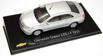 MAGCHECOBALT - 2011 CHEVROLET Cobalt LTZ 1.4 4-door sedan gray metallic