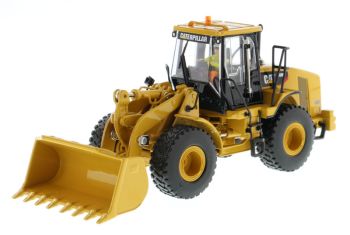 DCM85196 - Loader CATERPILLAR CAT 950H with driver