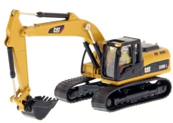 DCM85262 - CATERPILLAR 320D crawler excavator with driver and metal box