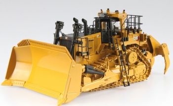 DCM85604 - Bull CATERPILLAR D11T with driver