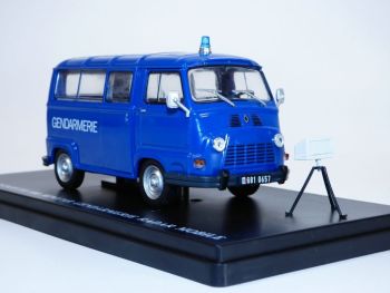 G111N011 - RENAULT Estafette 800 minicar Gendarmerie with mobile radar