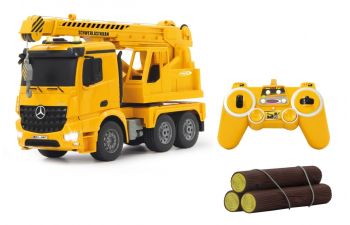 JAM404950 - MERCEDES Arocs with radio controlled crane