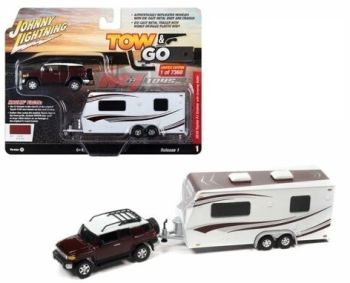 JLBT017A-A - 2010 TOYOTA FJ Cruiser with caravan from the TOW & GO series, still in its original packaging.