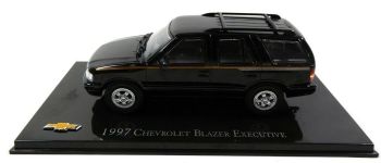 MAGCHEBLAZER97 - CHEVROLET Blazer Executive 1997 black