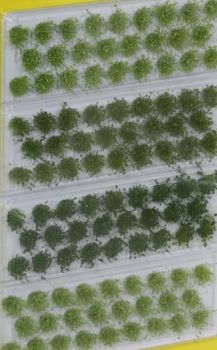 NOC07133 - Grass tufts