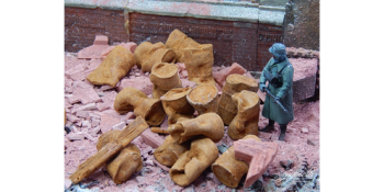 JUW23333 - Lot of 20 Rusty Oil Drums