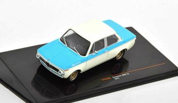 IXOCLC369N - BMW-Koepchen 2002 Tii 1974 White and blue