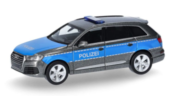 HER098946 - AUDI Q7 Police