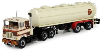 TEK74304 - MACK F700 with tanker trailer 2 axles Sabaton