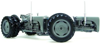 PES002 - FERGUSON TED 40 Scale: 1/16 Limited edition of 2500 Ex